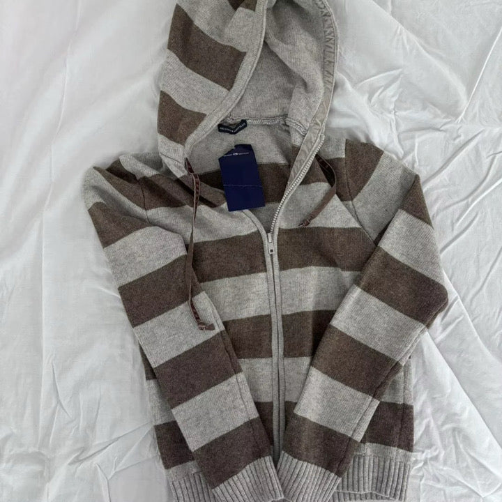 Times two zip up